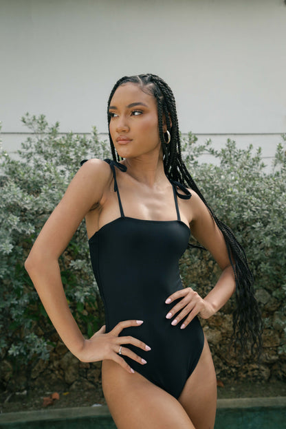 Olivia - Black Adjustable Straps One-Piece Swimsuit